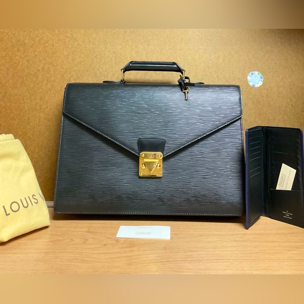 ✅Authentic LaptopBRIEFCASE  Epi LEATHER LOUIS VUITTON